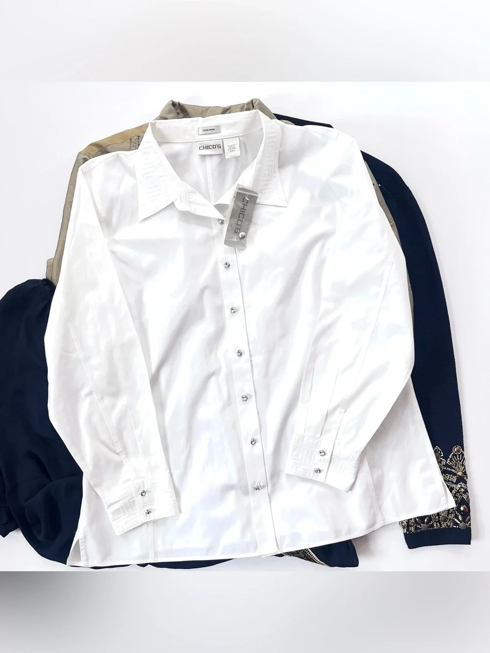 Four (4) New Women’s Chico’s Bundle — Button Up Shirt, Blouse, Jacket & Cardigan